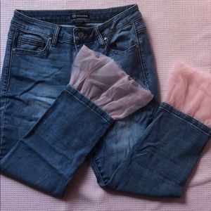 Versona Pink Tulle Cropped Jean